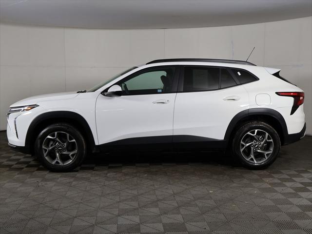 2025 Chevrolet Trax FWD LT