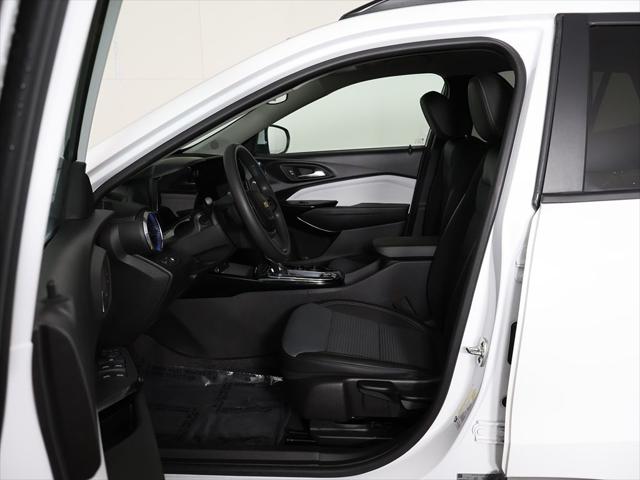 2025 Chevrolet Trax FWD LT