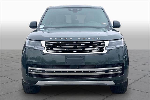 2025 Land Rover Range Rover P400 SE