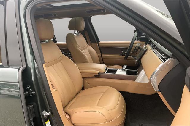 2025 Land Rover Range Rover P400 SE
