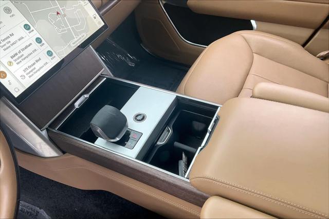 2025 Land Rover Range Rover P400 SE