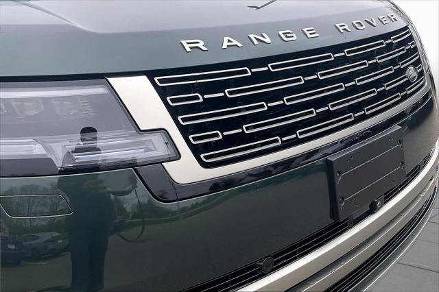 2025 Land Rover Range Rover P400 SE