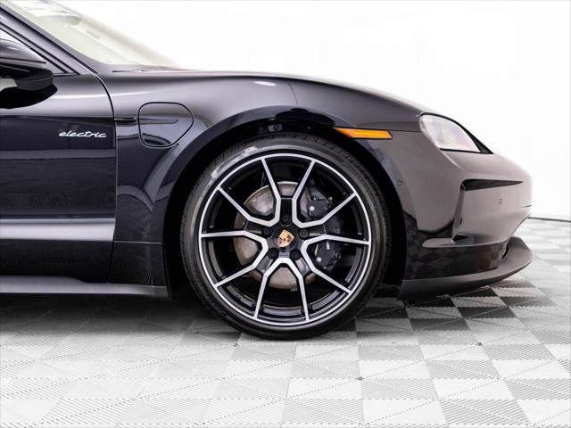 2026 Porsche Taycan 4