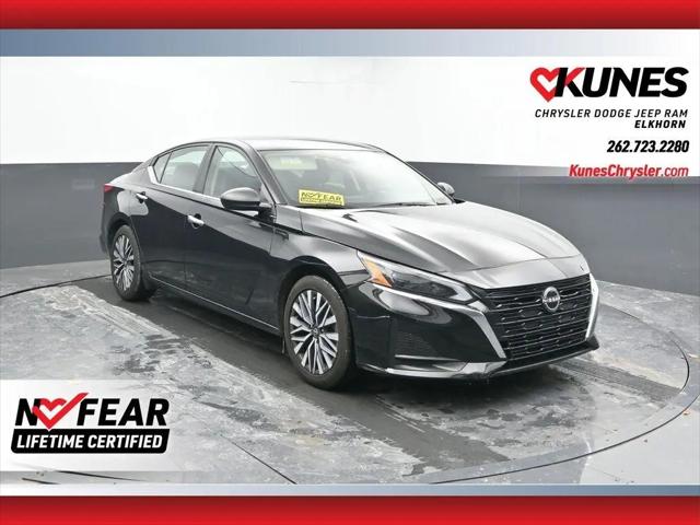 2024 Nissan Altima SV FWD for sale in Elkhorn, WI