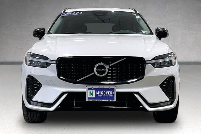 2023 Volvo XC60 B5 Plus Dark Theme