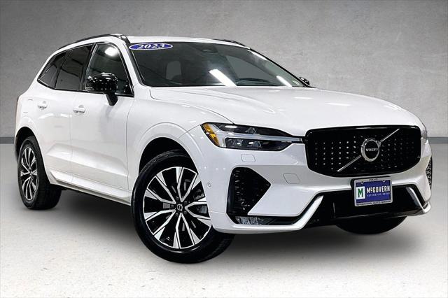 2023 Volvo XC60 B5 Plus Dark Theme