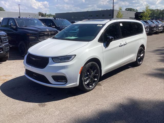 2026 Chrysler Pacifica Limited AWD