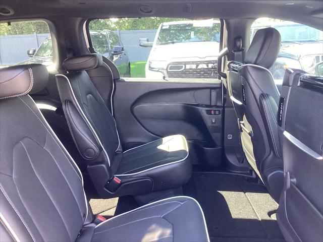 2026 Chrysler Pacifica Limited AWD