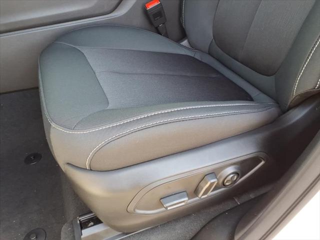 2026 Jeep Grand Cherokee Laredo 4x4