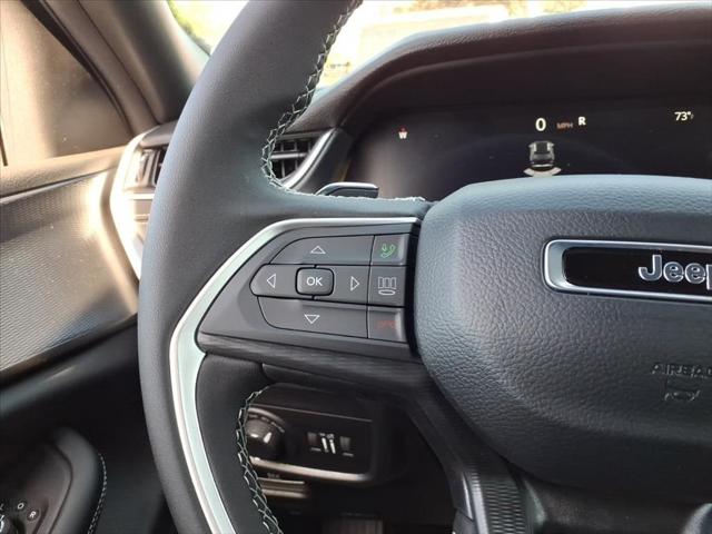 2026 Jeep Grand Cherokee Laredo 4x4