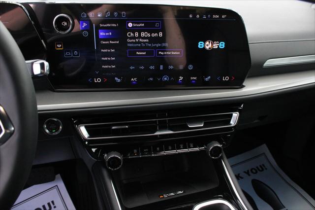 2026 Chevrolet Traverse FWD LT