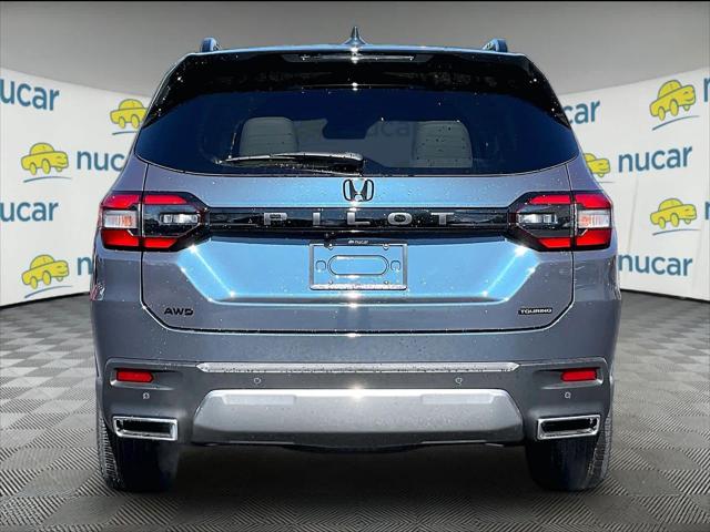 2026 Honda Pilot Touring Blackout