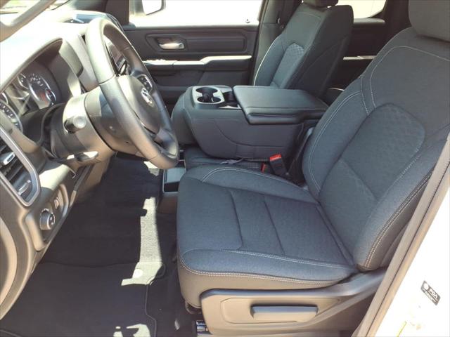 2026 RAM 1500 RAM 1500 EXPRESS QUAD CAB 4X2 64 BOX