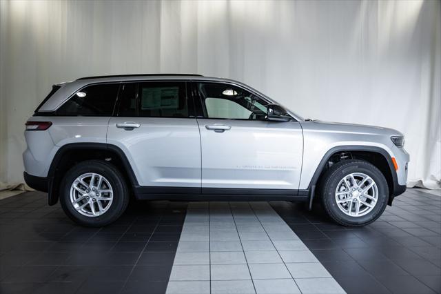 2026 Jeep Grand Cherokee GRAND CHEROKEE LAREDO X 4X4 2026 Jeep Grand Cherokee GRAND CHEROKEE LAREDO X 4X4