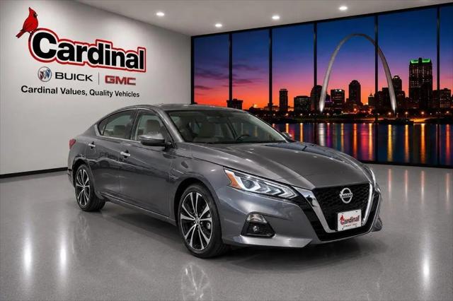 2022 Nissan Altima SR FWD for sale in Belleville, IL