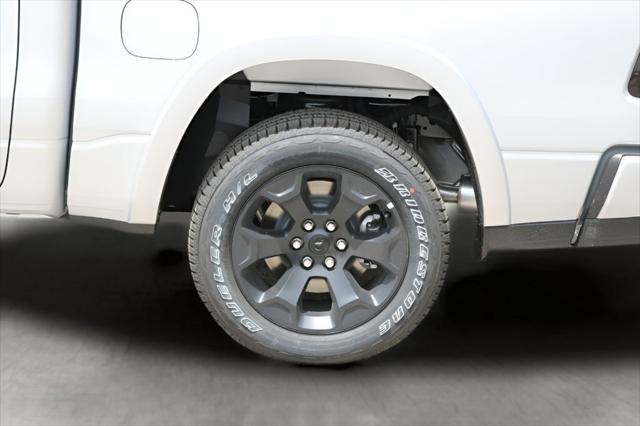 2026 Ram 1500 Lone Star Crew Cab 4x4 57 Box