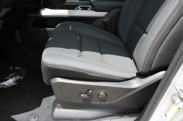 2026 Ram 1500 Lone Star Crew Cab 4x4 57 Box