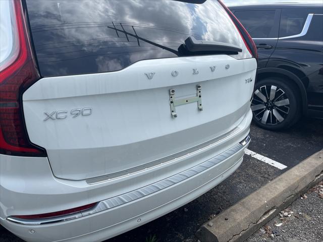 2026 Volvo XC90 Plug-In Hybrid Ultra, T8 AWD, Electric/Gasoline, Bright, 7 Seats