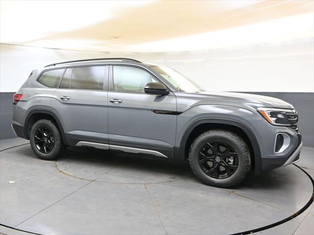2026 Volkswagen Atlas Peak Edition