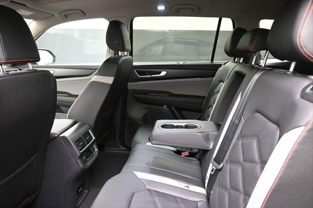 2026 Volkswagen Atlas Peak Edition