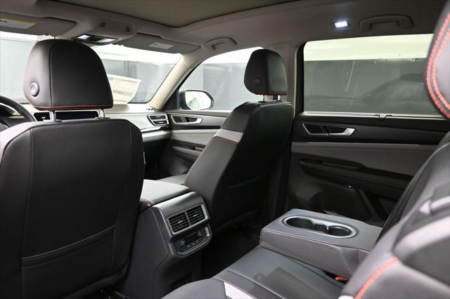 2026 Volkswagen Atlas Peak Edition