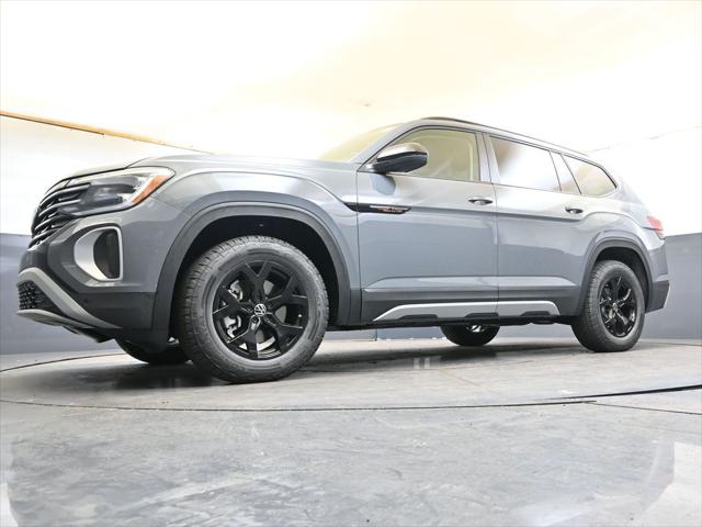 2026 Volkswagen Atlas Peak Edition