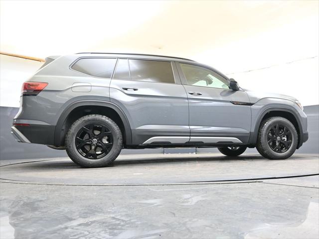 2026 Volkswagen Atlas Peak Edition