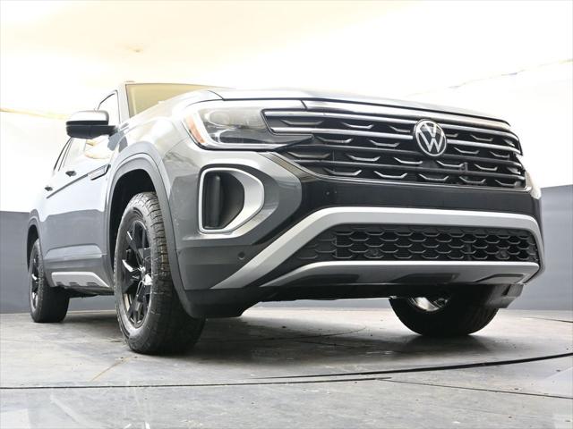 2026 Volkswagen Atlas Peak Edition