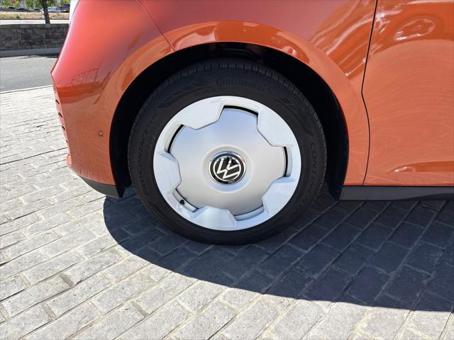 2025 Volkswagen ID. Buzz 1st Edition with 4MOTION