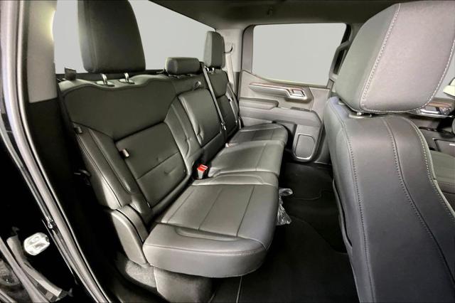 2026 GMC Sierra 1500 Crew Cab, Short Bed, SLT, 4WD