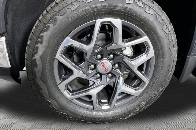2026 GMC Sierra 1500 Crew Cab, Short Bed, SLT, 4WD