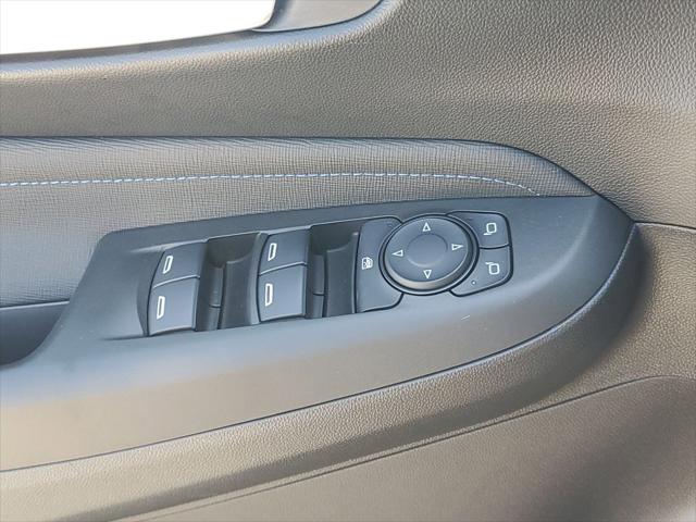 2025 Buick NV Sport Touring FWD
