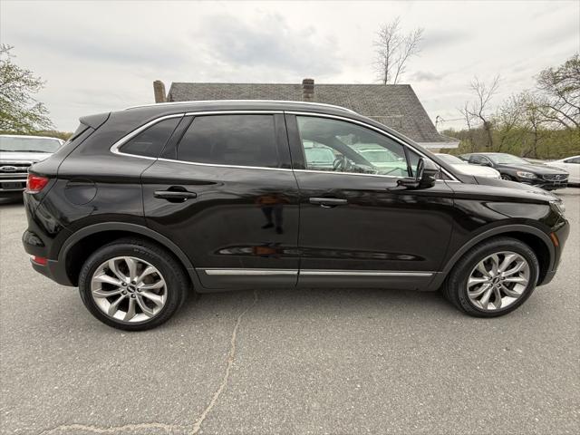2017 Lincoln MKC Select