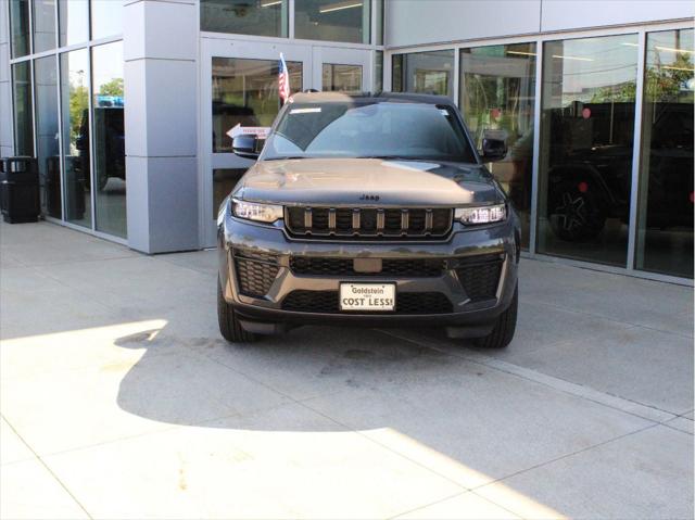 2026 Jeep Grand Cherokee GRAND CHEROKEE LAREDO ALTITUDE 4X4 2026 Jeep Grand Cherokee GRAND CHEROKEE LAREDO ALTITUDE 4X4