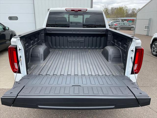 2026 GMC Sierra 1500 Crew Cab, Short Bed, AT4, 4WD