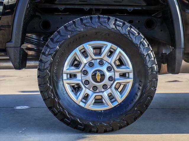 2025 Chevrolet Silverado 2500HD 4WD Crew Cab Standard Bed LT