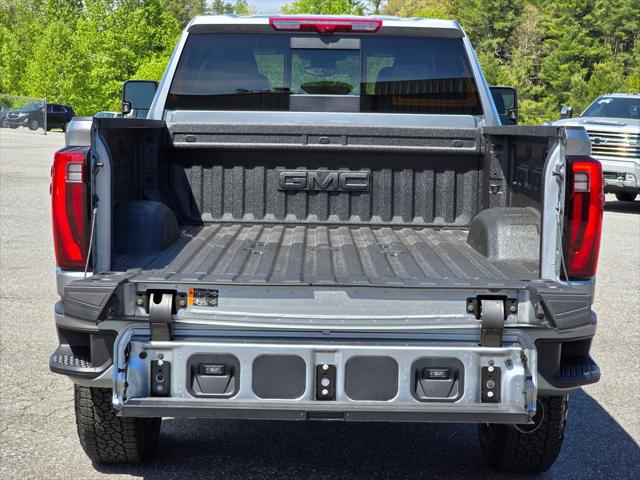 2026 GMC Sierra 2500HD Crew Cab, Standard Bed, Denali, 4WD