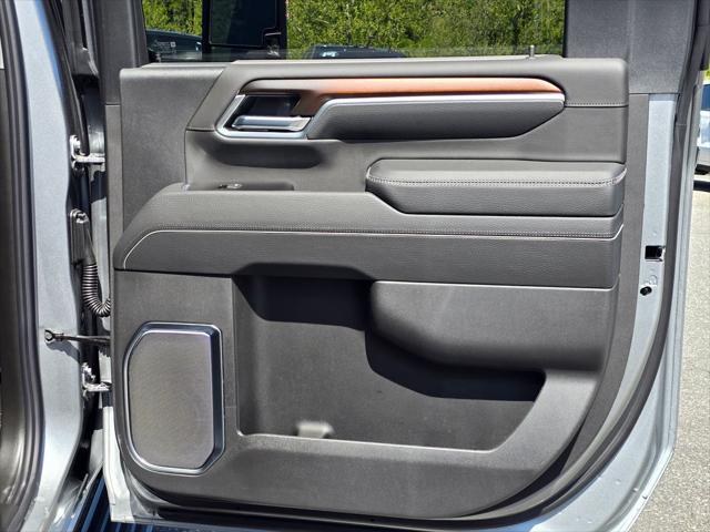 2026 GMC Sierra 2500HD Crew Cab, Standard Bed, Denali, 4WD
