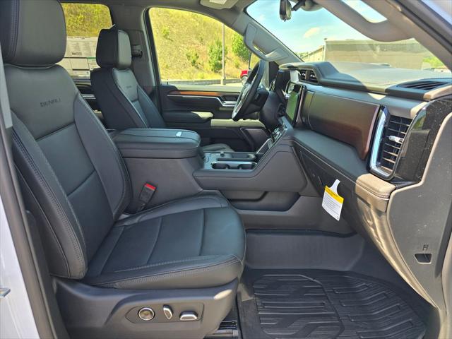 2026 GMC Sierra 2500HD Crew Cab, Standard Bed, Denali, 4WD