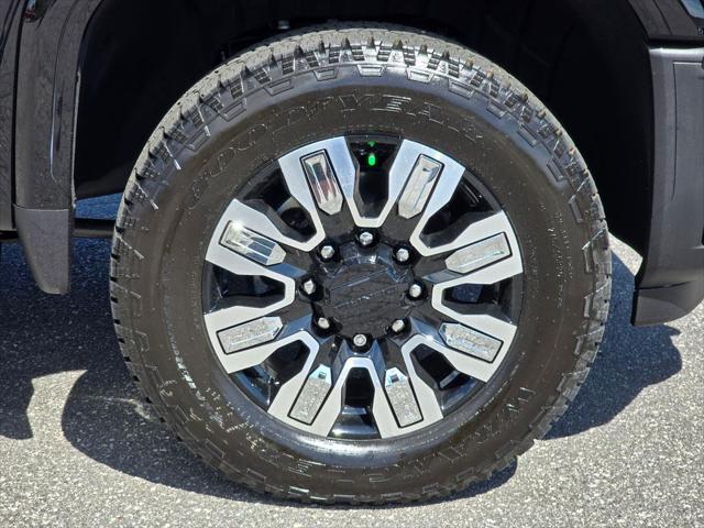 2026 GMC Sierra 2500HD Crew Cab, Standard Bed, Denali, 4WD