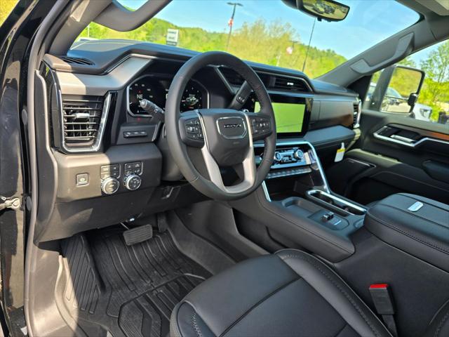 2026 GMC Sierra 2500HD Crew Cab, Standard Bed, Denali, 4WD