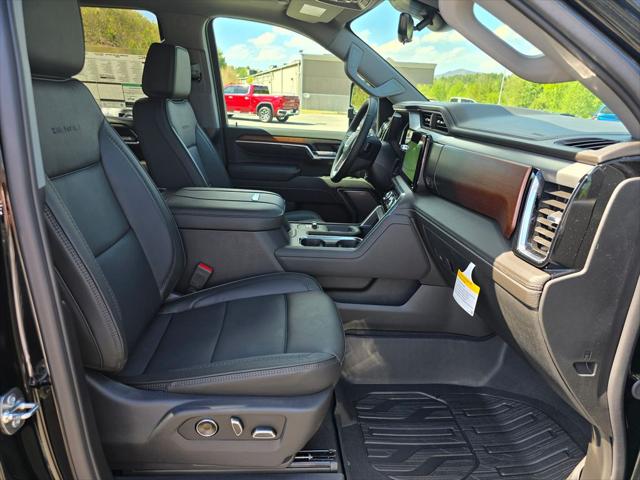2026 GMC Sierra 2500HD Crew Cab, Standard Bed, Denali, 4WD