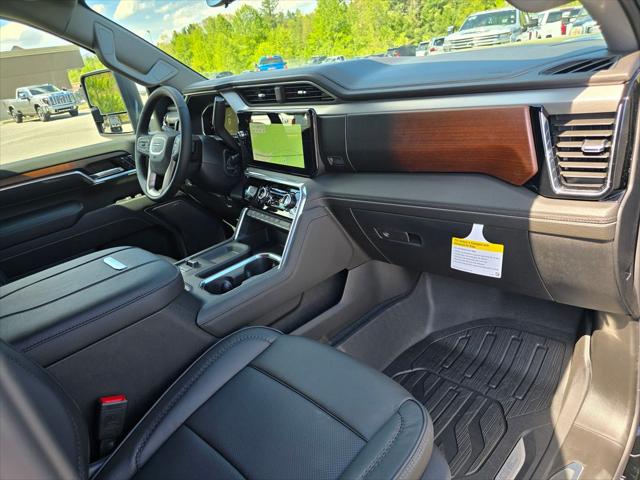2026 GMC Sierra 2500HD Crew Cab, Standard Bed, Denali, 4WD