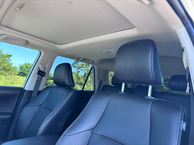 2023 Toyota 4Runner Limited - Photo 19