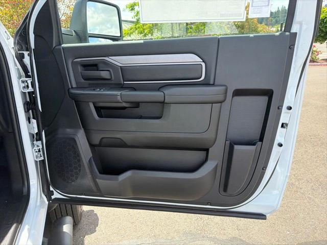 2026 Ram 5500 Tradesman/Big Horn