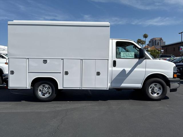 2026 Chevrolet Express Cutaway Work Van