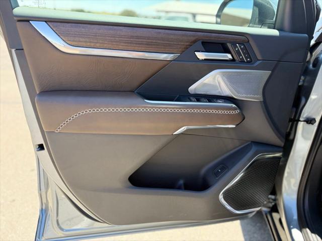 2026 GMC Acadia Denali Ultimate FWD