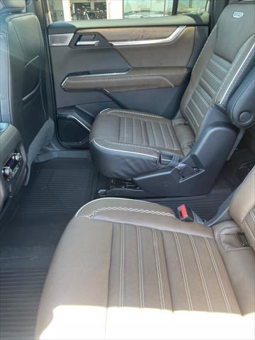 2026 GMC Acadia Denali Ultimate FWD