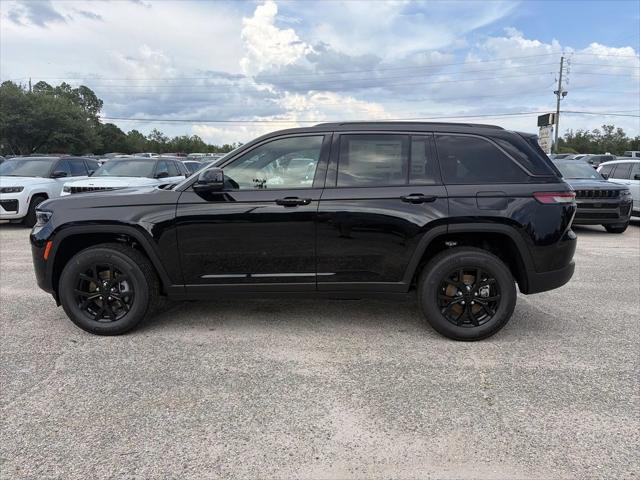 2026 Jeep Grand Cherokee GRAND CHEROKEE LAREDO ALTITUDE 4X2