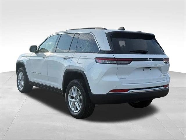 2026 Jeep Grand Cherokee GRAND CHEROKEE LAREDO 4X4